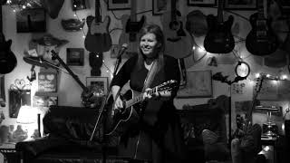 Suzie Vinnick - All I Want To Do