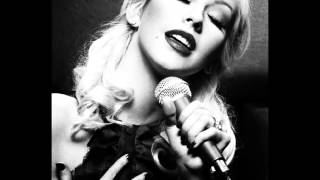 Christina Aguilera- The Right Man