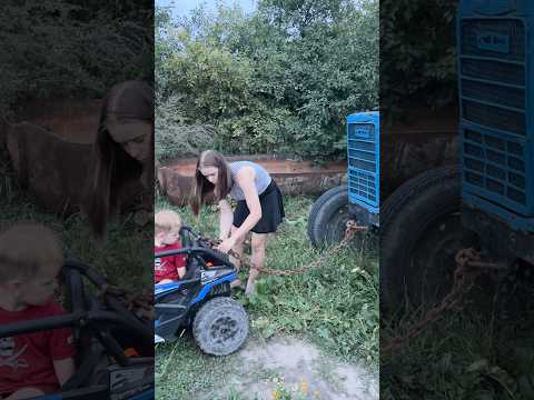 🔥ЗАВОДИМ MTZ ЗА ДОПОМОГОЮ БАГІ😱👍🏼🚜 #tractor #farming #farmlife #girl #mtz #baby