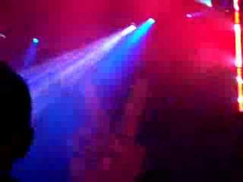 Fatboy Slim - Live@Brixton Academy`04 part 1