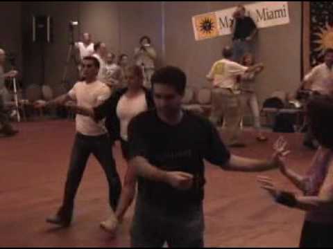 Avi Levy - Tripel (D)