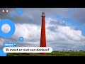 De vuurtoren bij Den Helder kan elk moment omvallen