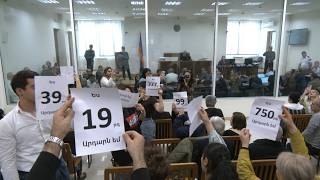 Բագրատ Սրբազանը կմնա անազատության մեջ. դատարանը երկարաձգել է կալանքի ժամկետը