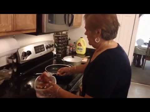 Spanish Cooking Made Easy - Arroz con Gandules y...