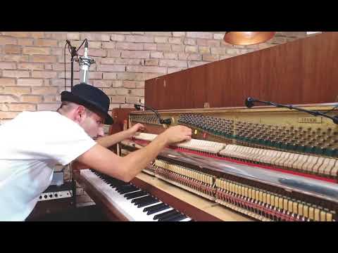 عازف بيانو يعزف أغنية ديسباسيتو بطريقة مجنونة !! - Despacito Piano Cover