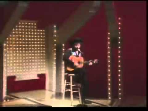 Pop Goes The Country - Walyon Jennings, Tompall Glaser & Jessi Colter (1-3-1976)