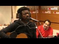 Rádio Comercial | Seu Jorge - 'Bola de Meia' + 'Amiga da Minha Mulher' (ao vivo)