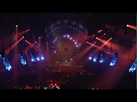 Qlimax 2011 live HD - HEADHUNTERZ Set2of3 - part 7