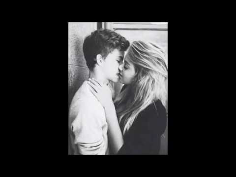 download lagu mp3 mp4 Paroles My Love Sia, download lagu Paroles My Love Sia gratis, unduh video klip Paroles My Love Sia