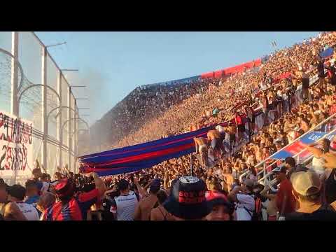 "San Lorenzo 4 Gimnasia 0. Venite a boedo ...." Barra: La Gloriosa Butteler • Club: San Lorenzo • País: Argentina
