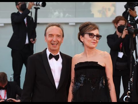 Amici dagli inzi degli anni Ottanta, marito e moglie dal 1991 (matrimonio segretissimo in un convent