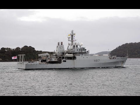 HMS ECHO H87 ENTERS DEVONPORT AT RUSTY ANCHOR, PLYMOUTH HOE - 6th September 2019
