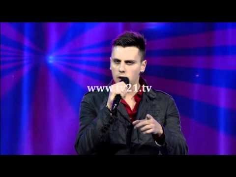 IVAN ILIEV - TI ME OSVOJUVAS (URBAN TAG NEW YEAR SHOW)