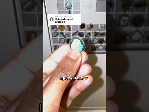 Making a diamond sword #minecraft #minecraftshorts #minecraftmemes