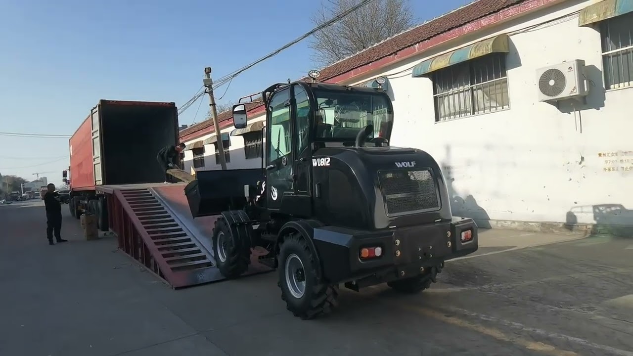 WOLF 1.2tons WL812 wheel loader packing video