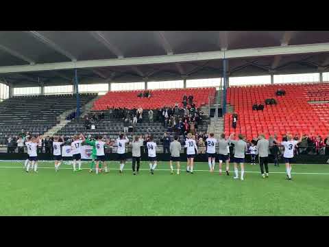 B.93 TV: Spillerne takker B.93 Fanklub i Valby Idrætspark