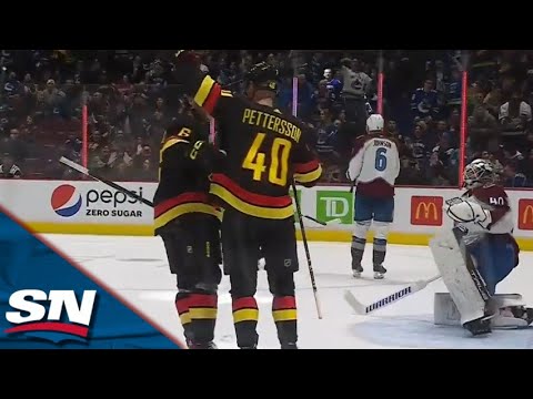 Canucks' Elias Pettersson Shows Off Filthy Hands In Tight Before Sneaking Home Backhand Goal