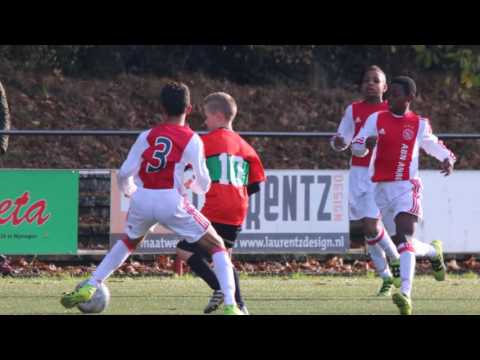 NEC/FcOss o13 wint knap van Ajax o13 met 1-0 en bekert verder