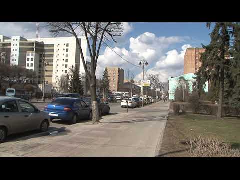 В Курске залатали ямы на улице Ленина