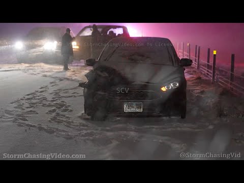St Cloud, MN Slick Roads, Crashes, Snow Clean Up From The Winter Storm  - 12/26/2021