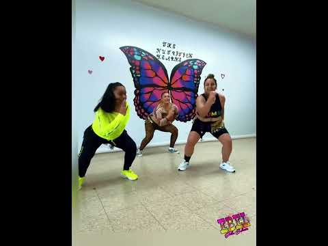 PONLE REMIX @djalexoficialll  #zumbadance  #cardiodance  #zumba #cardioworkout  #utah #zumbaclass