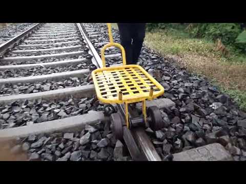 Manual mono rail cum road trolley, capacity: upto 100 kg