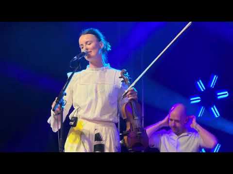 Blazing fiddles, opening sequence, Shrewsbury Folk Festival, 23/08/2025