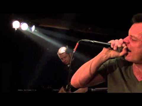Stin Scatzor - I Will Die (live @ Kinky Star 04-03-2011)
