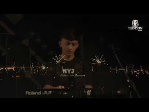 Tsob ntoo lub pas dej - ICU ft Laib Laus [ Live at THE LION CONCERT 2025 ]