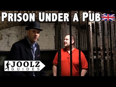 Viaduct Tavern Cells - 50 MUST SEE THINGS IN LONDON - London Guide