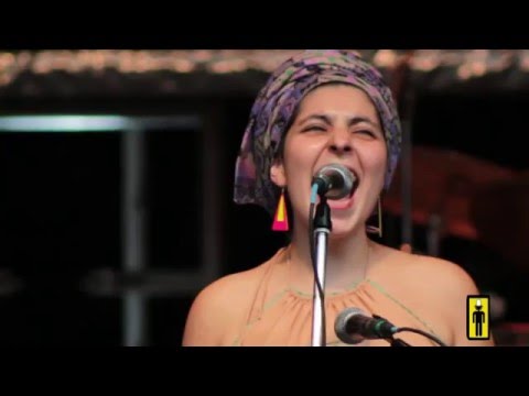 Sofía Viola y su Combo Ají - La Noche deja el Pañal / Parque Centenario / RITUALES URBANOS Radio