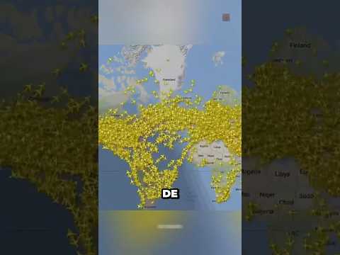 Why do you NEVER see other planes from your window? ✈️ ⭐