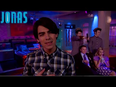 Jonas Brothers - Tell Me Why (Official Video)