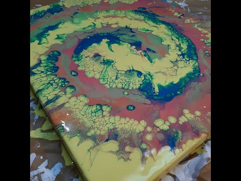 Yellow Base Spiral Dutch Pour~ So many cells!