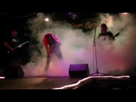 KILLRAG featuring Stacey Laree (Viper Syndicate) - Do You Want The Drug? Live 2016