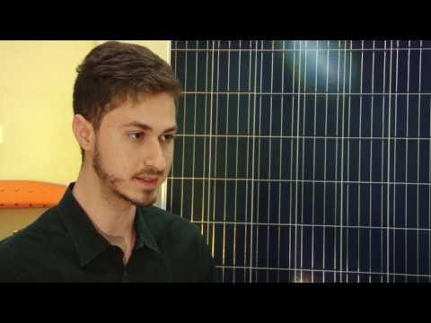 Painéis solares reduzem contas dos que escolhem esta opção