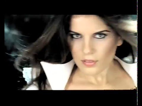 Elif Turan - Büyüt İstersen 2008 (Official Video)