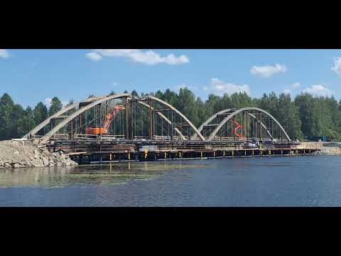 Lieksan Kaarisillan kaarien purkaminen käynnistyi 28.7.2025