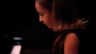 Emily Bear - ELLEN SONG