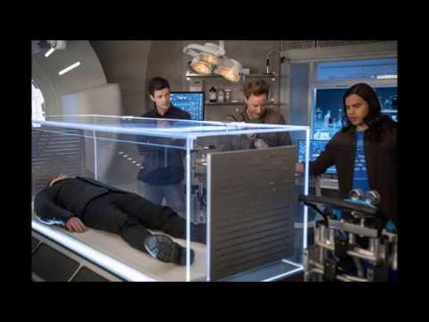 The Flash S06E18 Pay the Piper Promotional Photos