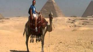 preview picture of video 'Piramides de Egipto a camello'