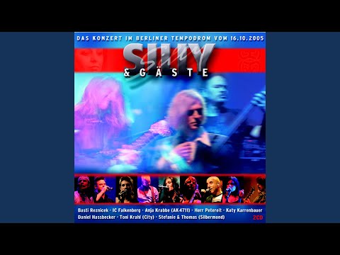 Über ihr taute das Eis