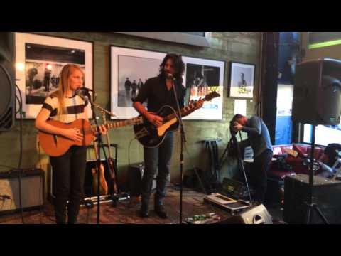 Luluc At Easy Street Records - 7/21/14 - 