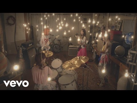 Video thumbnail for 夜明けの流星群 (Yoake no ryuseigun)