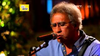 Download lagu Iwan fals live di Net tv   Sore tugu pancoran mp3