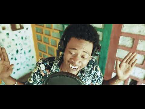 LAFAMILLE - Hafatra (Teints Record)