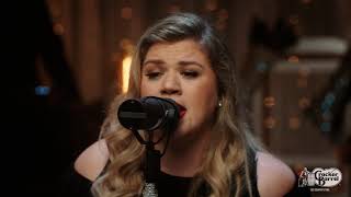 Kelly Clarkson&#39;s - Rocking and tSockings - &quot; Heat&quot;