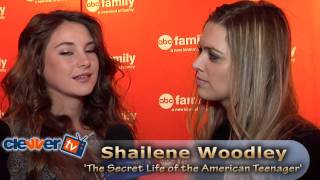 Interview Clevver TV - ABC Family Upfront Presentation 2011 - Shailene Woodley - Baby's Gender - 10/03/11