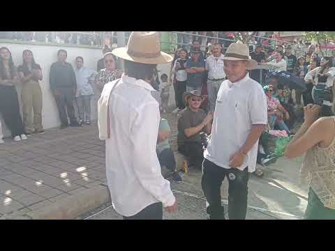 Festival infantil de trova en granada 2025. El berraco - Juan Pablo trova dobleteada