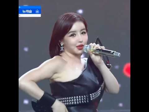 PARK BOM FOCUS 2NE1 'I AM THE BEST' SEOUL STADIUM HALFTIME SHOW #2ne1 #parkbom #minzy #cl